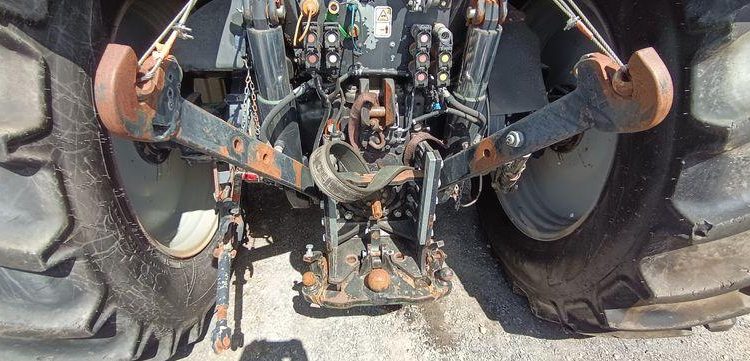 DEUTZ FAHR TRACTEUR AGRICOLE ARGOTRON TTV630 4RM 230 CV – DIESEL –  5972 HEURES – AN 2012  TTV630