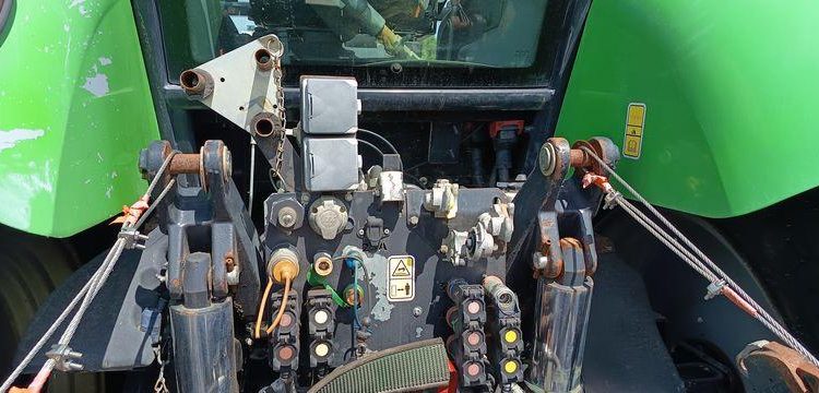 DEUTZ FAHR TRACTEUR AGRICOLE ARGOTRON TTV630 4RM 230 CV – DIESEL –  5972 HEURES – AN 2012  TTV630