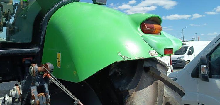 DEUTZ FAHR TRACTEUR AGRICOLE ARGOTRON TTV630 4RM 230 CV – DIESEL –  5972 HEURES – AN 2012  TTV630