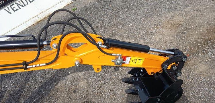 HIGHTOP MICROPELLE HT10 SUR CHENILLES DIESEL 1T – ANNEE 2024 – MATERIEL NEUF  113650