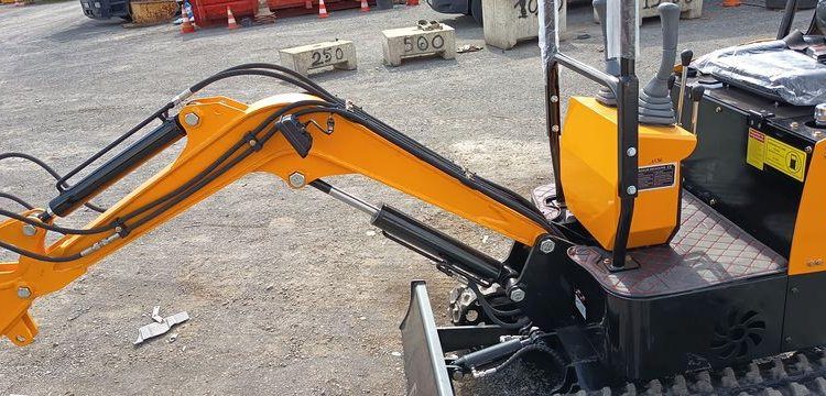 HIGHTOP MICROPELLE HT10 SUR CHENILLES DIESEL 1T – ANNEE 2024 – MATERIEL NEUF  113650