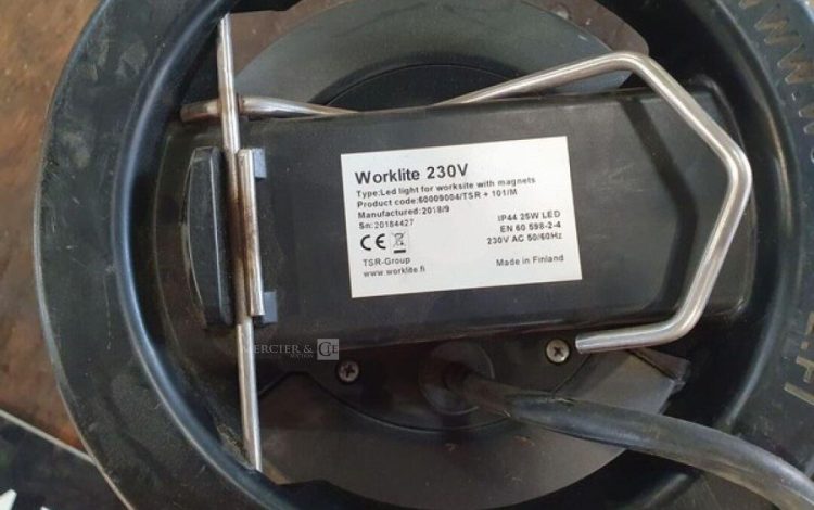 WORKLITE LED LIGHT  3LAN25W