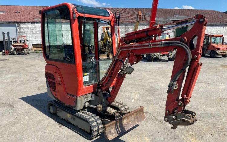 YANMAR SV16  9380