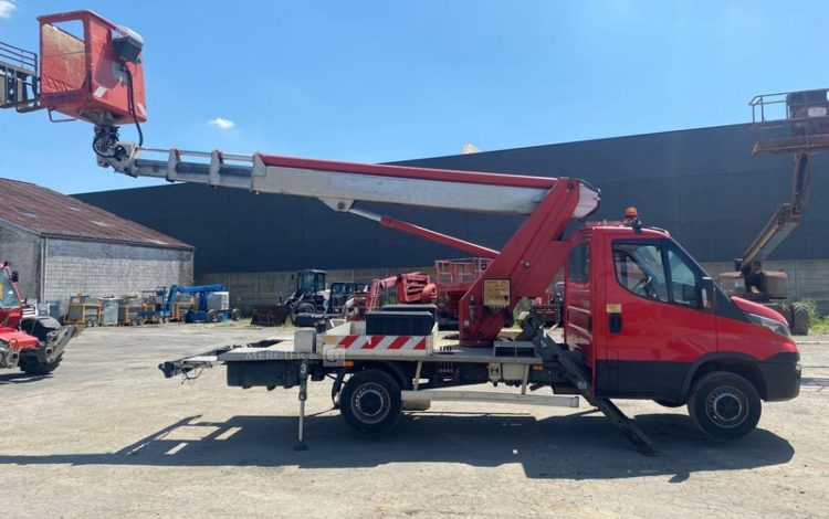 IVECO IVECO / MULTITEL  9267