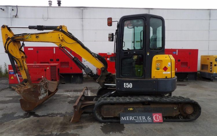 BOBCAT E50***EM  PEL010347