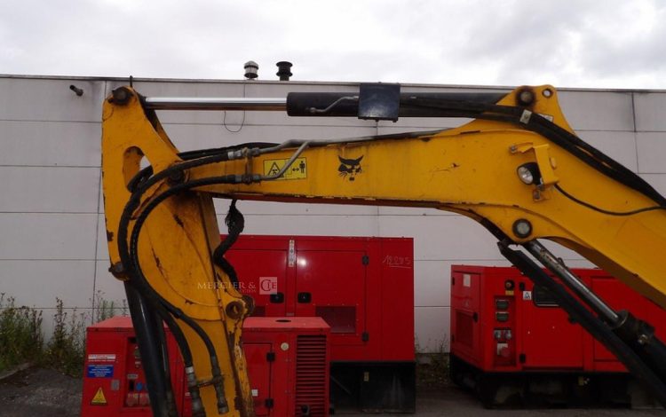 BOBCAT E50***EM  PEL010347