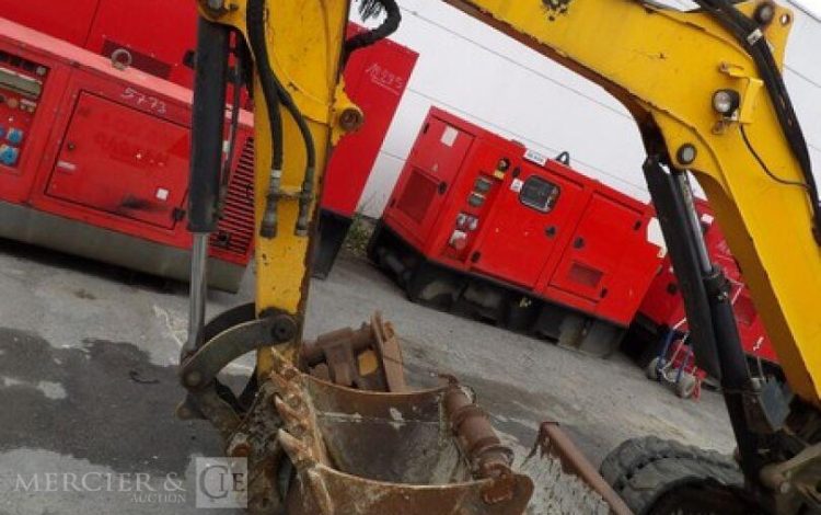 BOBCAT E50***EM  PEL010347