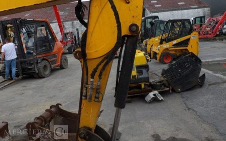 BOBCAT E50***EM  PEL010347