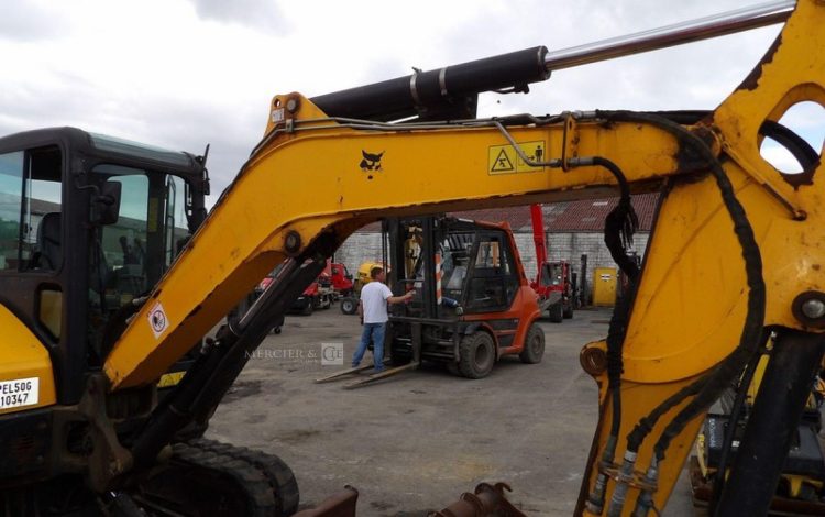 BOBCAT E50***EM  PEL010347