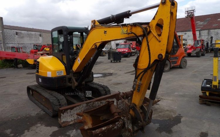 BOBCAT E50***EM  PEL010347