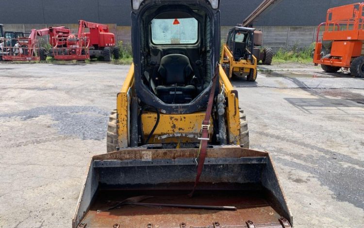 BOBCAT S450  BOB010237
