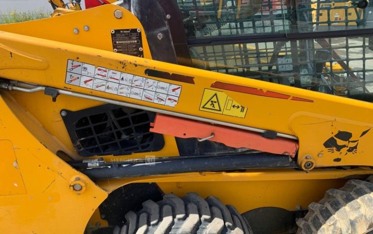 BOBCAT S450  BOB010237