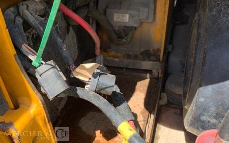 BOBCAT S450  BOB010237