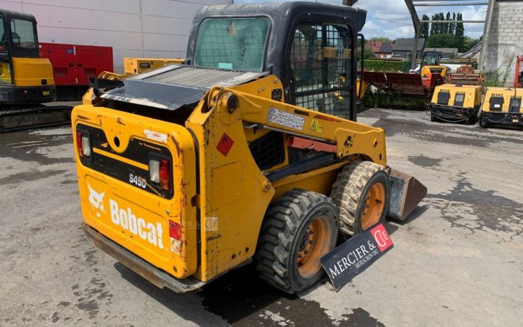 BOBCAT S450  BOB010237