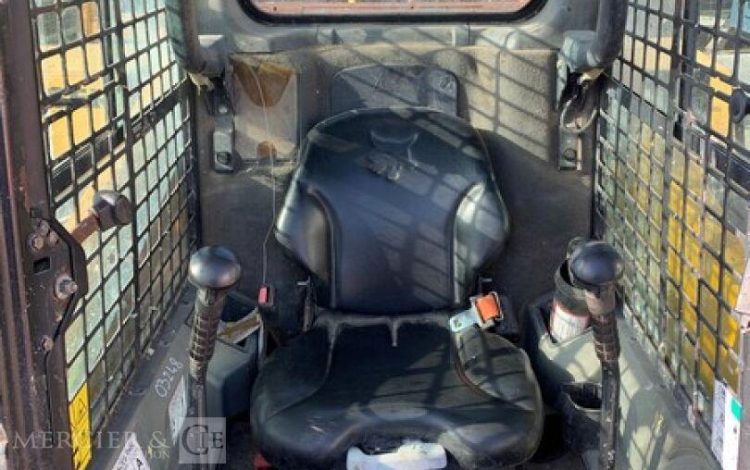 BOBCAT S450  BOB010248