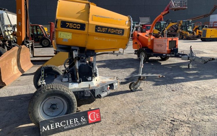 DUST FIGHTER DF 7500  BRU010003