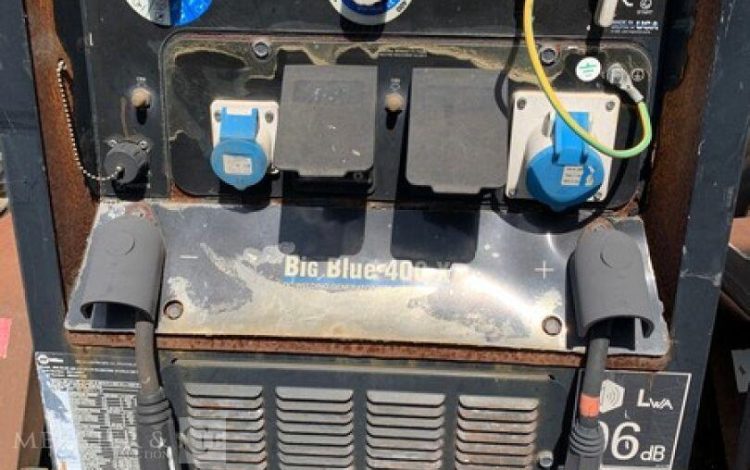 MILLER BIG BLUE 400 X  GSA748216