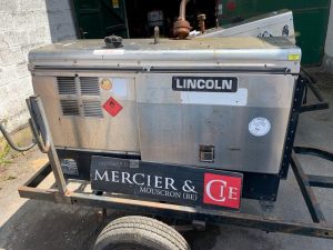 LINCOLN ELECTRIC VANTAGE 500  GSA748225