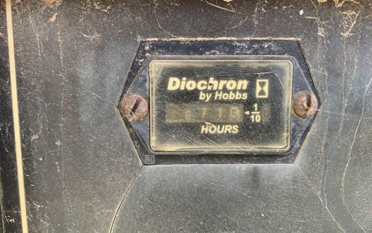 LINCOLN ELECTRIC VANTAGE 500  GSA748225