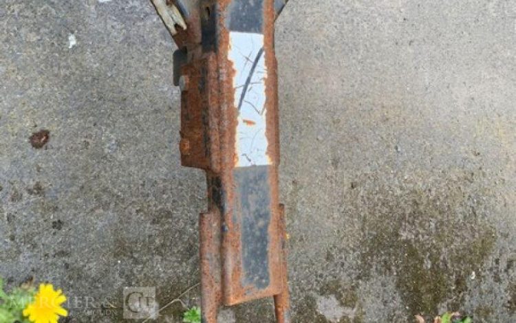 LINCOLN ELECTRIC VANTAGE 500  GSA748225