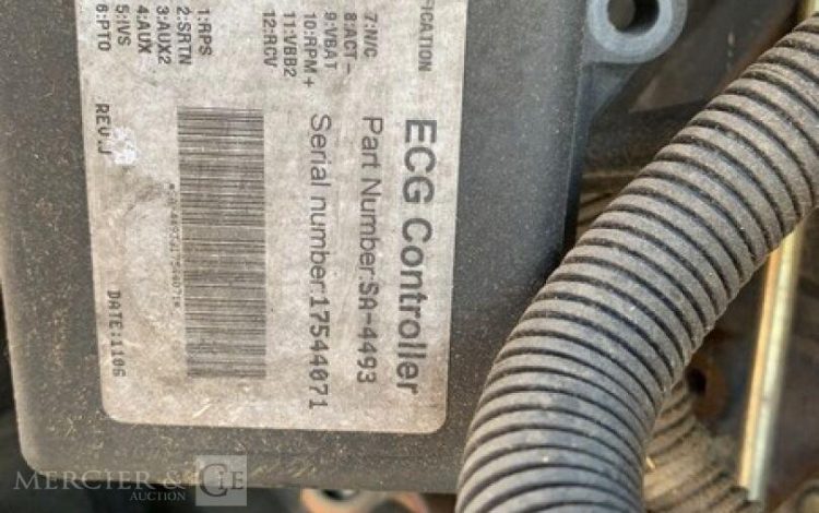 LINCOLN ELECTRIC VANTAGE 500  GSA748227