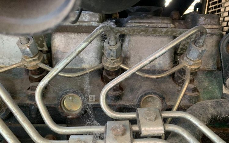 LINCOLN ELECTRIC VANTAGE 500  GSA748233