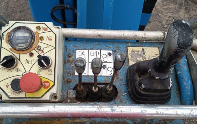 ATN NACELLE MAT VERTICAL ELECTRIQUE 9M  8561