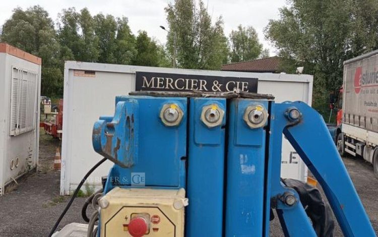 ATN NACELLE MAT VERTICAL ELECTRIQUE 9M  8561