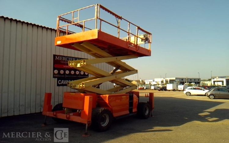 JLG NACELLE CISEAUX 3394RT  DIESEL 12M –  4209H  – AN2007 ORA 8544