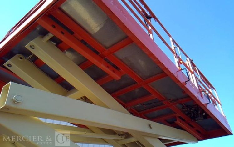 JLG NACELLE CISEAUX 3394RT  DIESEL 12M –  4209H  – AN2007 ORA 8544