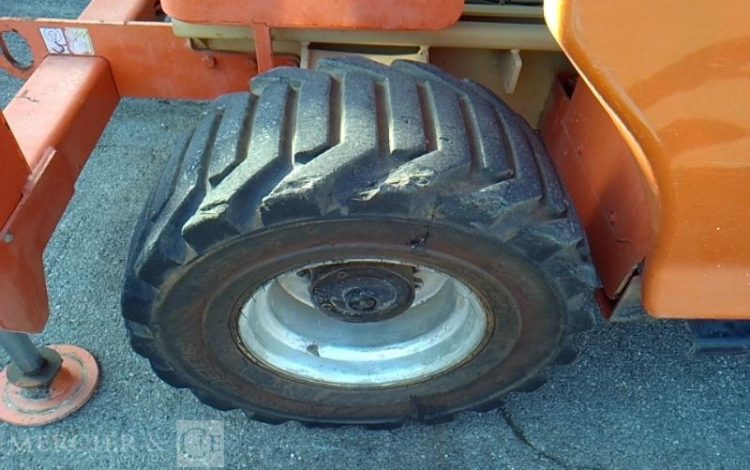 JLG NACELLE CISEAUX 3394RT  DIESEL 12M –  4209H  – AN2007 ORA 8544