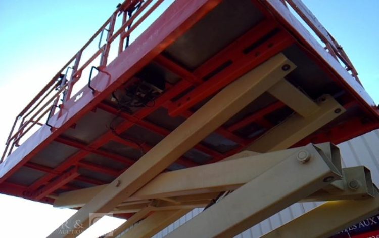 JLG NACELLE CISEAUX 3394RT  DIESEL 12M –  4209H  – AN2007 ORA 8544