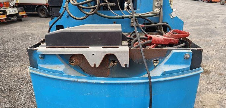 ATN NACELLE MAT VERTICAL ELECTRIQUE 9M  8561