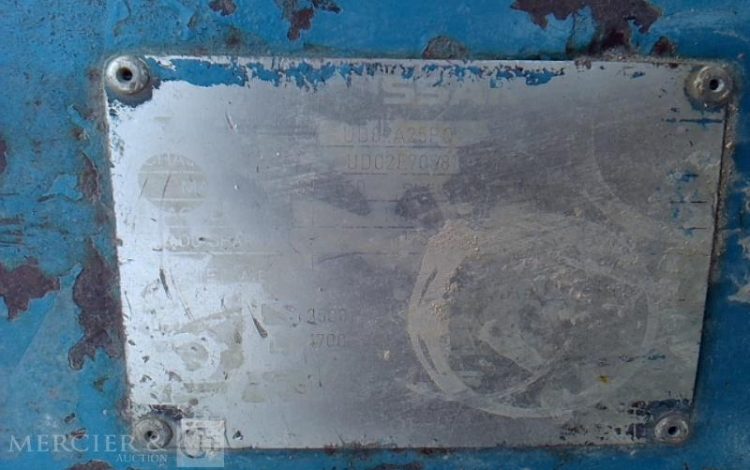 NISSAN CHARIOT MAT FRONTAL UD02A25PQ – 2.5T – 2645H – AN2007 BLEU 8991