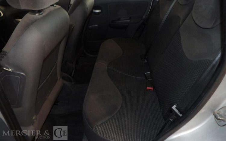 CITROEN C3 GENERATION-I 1.1 60 COLLECTION GRIS AM-723-RD