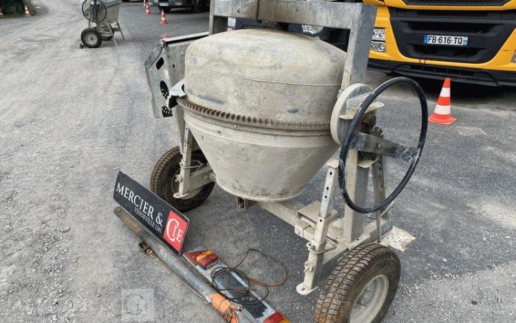 ALTRAD BETONNIERE THERMIQUE 350L  BET03