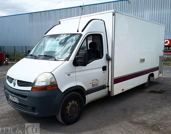 RENAULT MASTER DCI 120 EQUIPE BOUCHERIE BLANC BJ-079-CX