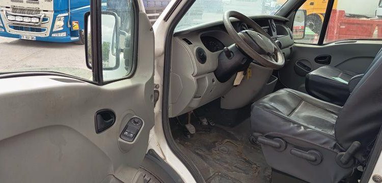 RENAULT MASTER DCI 120 EQUIPE BOUCHERIE BLANC BJ-079-CX