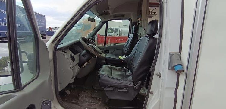 RENAULT MASTER DCI 120 EQUIPE BOUCHERIE BLANC BJ-079-CX