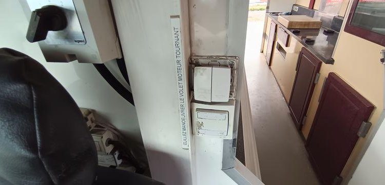 RENAULT MASTER DCI 120 EQUIPE BOUCHERIE BLANC BJ-079-CX