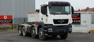 MAN TGS 35,400 AVEC BRAS AMPLIROLL MARREL – PTAC 32 TONNES – DIESEL – 315197 KMS BLANC CG-698-KD