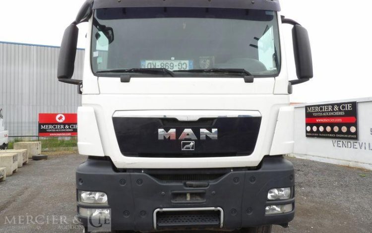MAN TGS 35,400 AVEC BRAS AMPLIROLL MARREL – PTAC 32 TONNES – DIESEL – 315197 KMS BLANC CG-698-KD