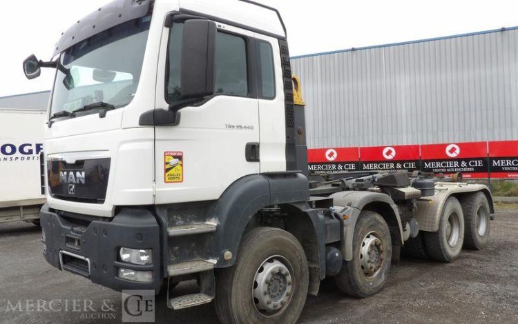 MAN TGS 35,400 AVEC BRAS AMPLIROLL MARREL – PTAC 32 TONNES – DIESEL – 315197 KMS BLANC CG-698-KD