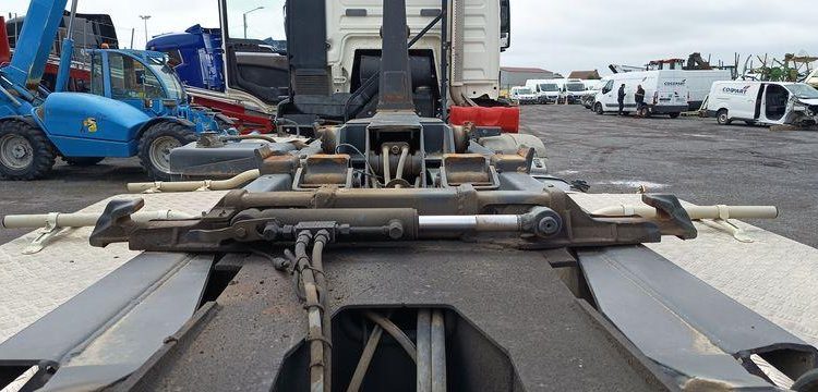 MAN TGS 35,400 AVEC BRAS AMPLIROLL MARREL – PTAC 32 TONNES – DIESEL – 315197 KMS BLANC CG-698-KD