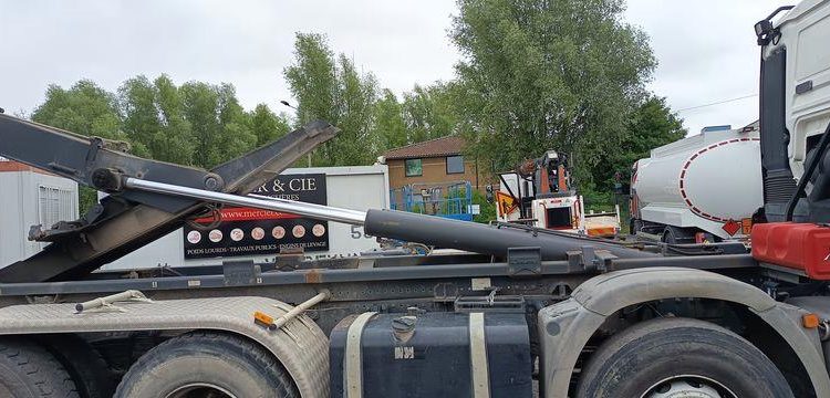 MAN TGS 35,400 AVEC BRAS AMPLIROLL MARREL – PTAC 32 TONNES – DIESEL – 315197 KMS BLANC CG-698-KD