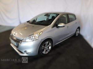 PEUGEOT 208 GENERATION-I 1.4 HDI 70CH ALLURE GRIS CQ-519-NL