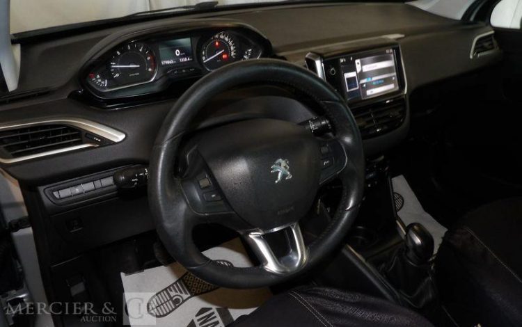 PEUGEOT 208 GENERATION-I 1.4 HDI 70CH ALLURE GRIS CQ-519-NL