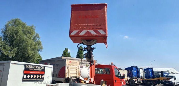MULTITEL DAILY  AVEC NACELLE 166 MULTITEL ROUGE DB-546-LQ