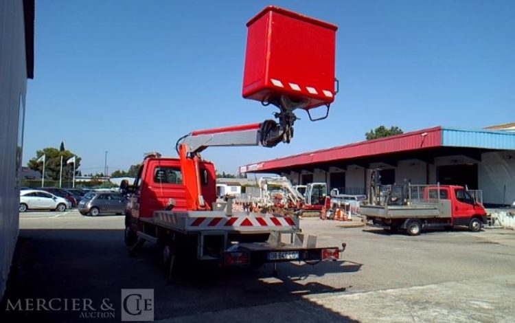MULTITEL 35S11 NACELLE SUR VL MULTITEL 160 ALU/DS 16M 3767H ROUGE DB-646-LQ