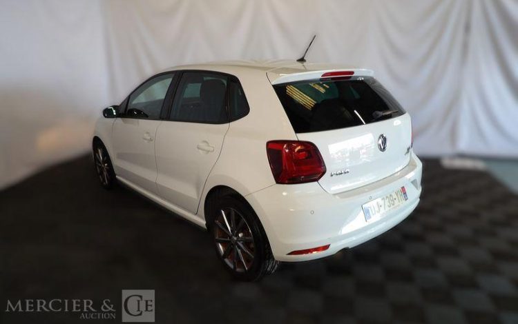 VOLKSWAGEN POLO 1,2 TSI 90CH BLUEMOTION CUP DSG BVA BLANC DJ-739-YH